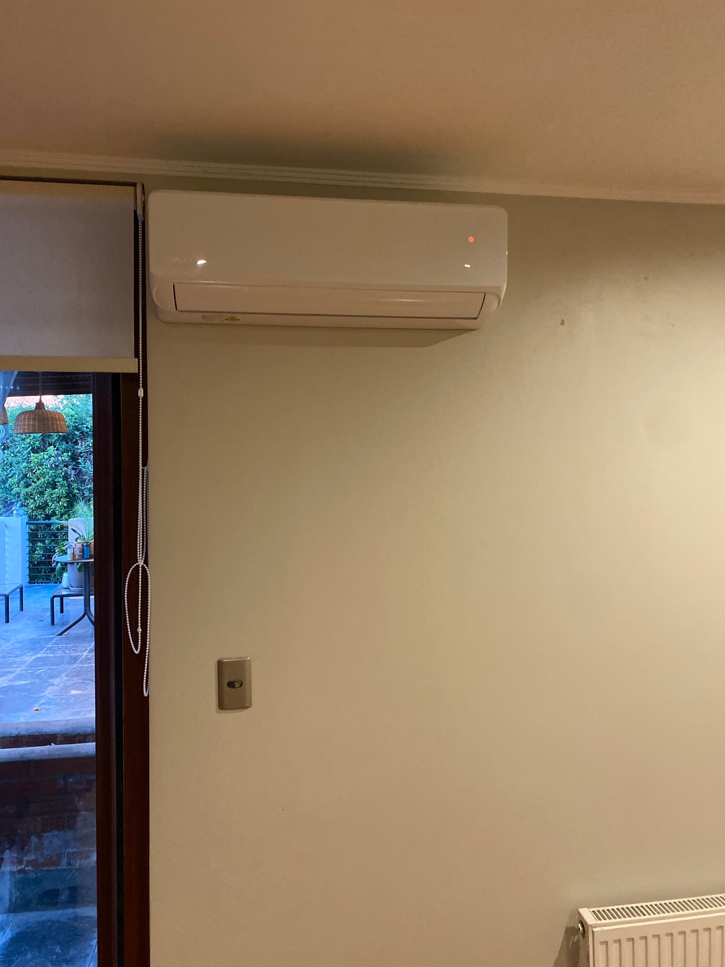 AIRE ACONDICIONADO SPLIT MURO ANWO ECOFLOW 12.000 BTUH INVERTER R32